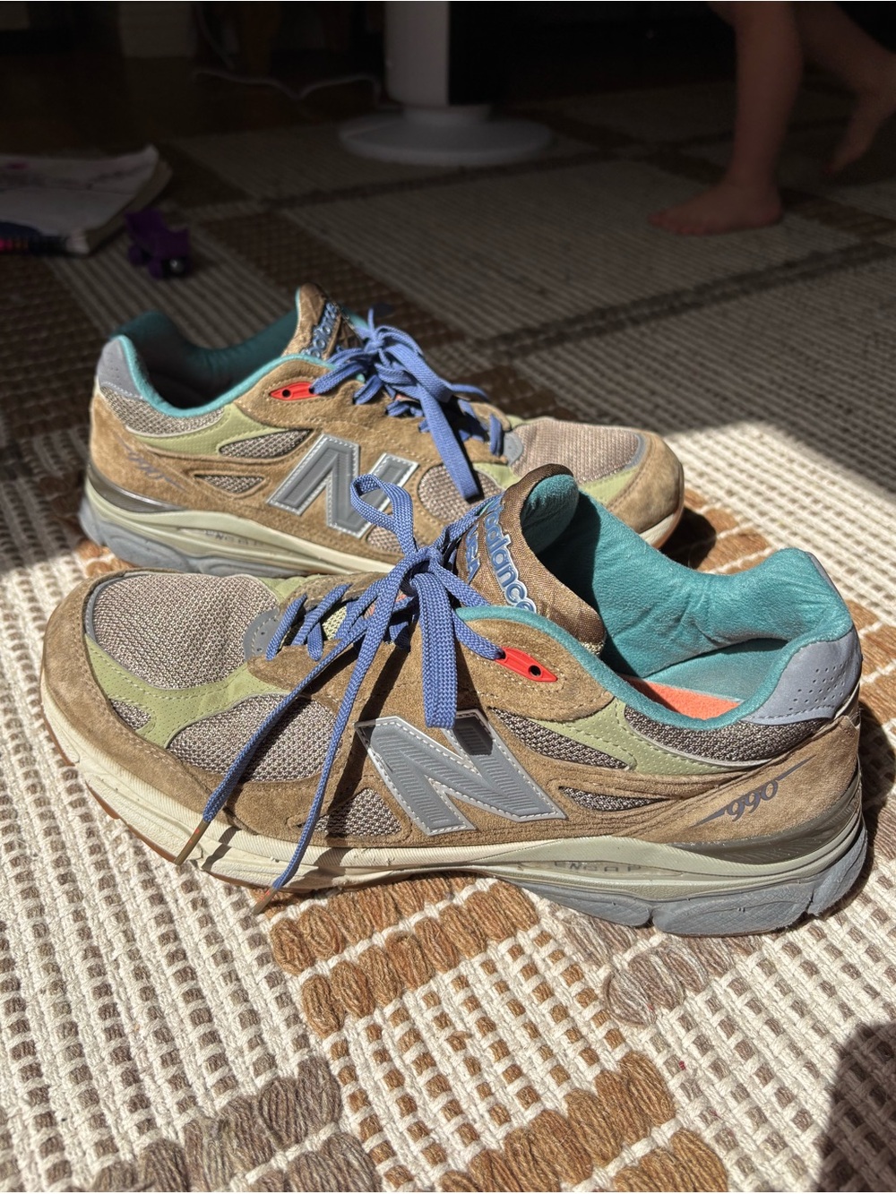 New Balance 990 Sneakers